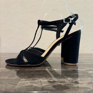 Gianni Bini Black Suede Chunky Heels